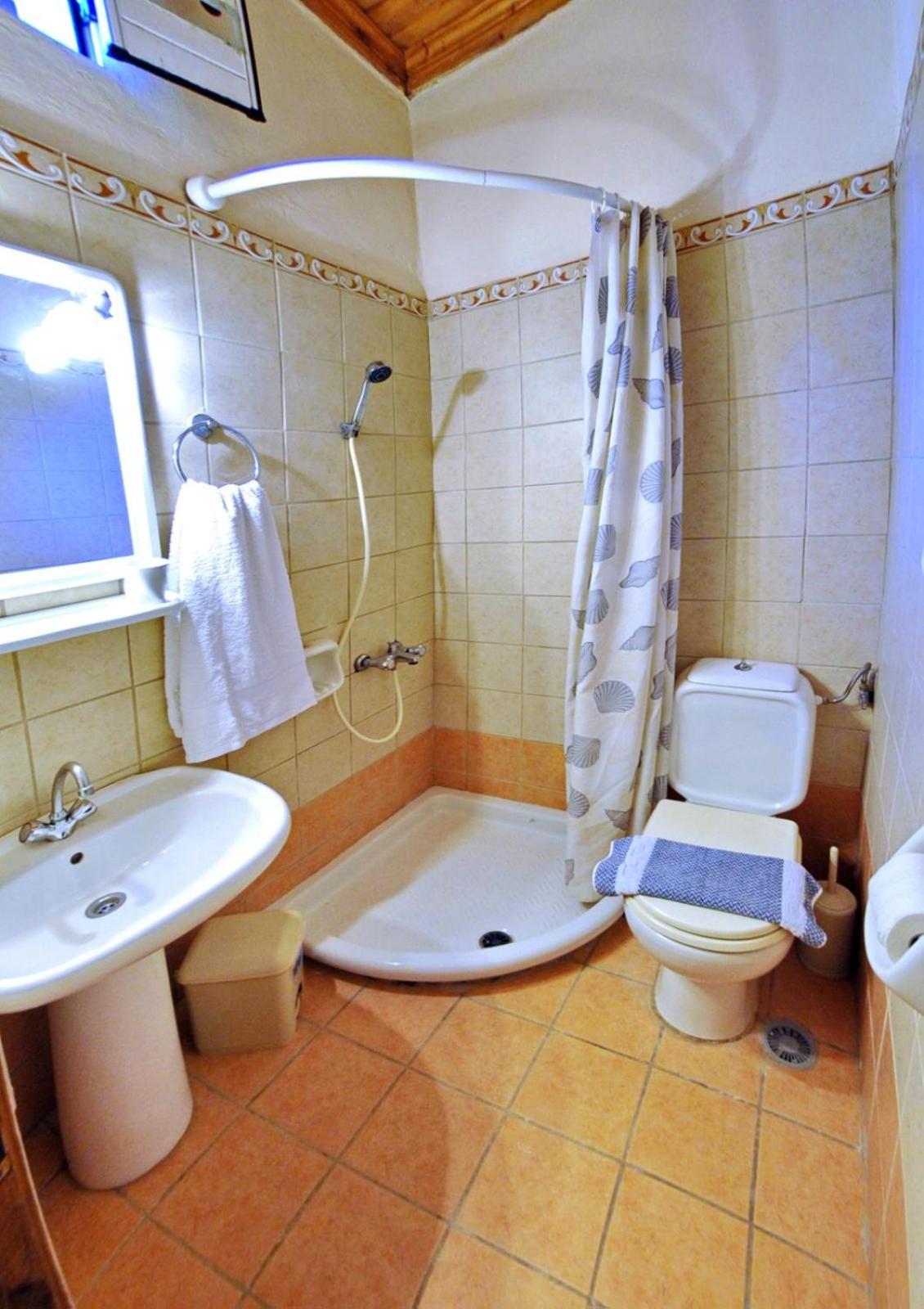 Spiros House And Studios Geni  Room photo